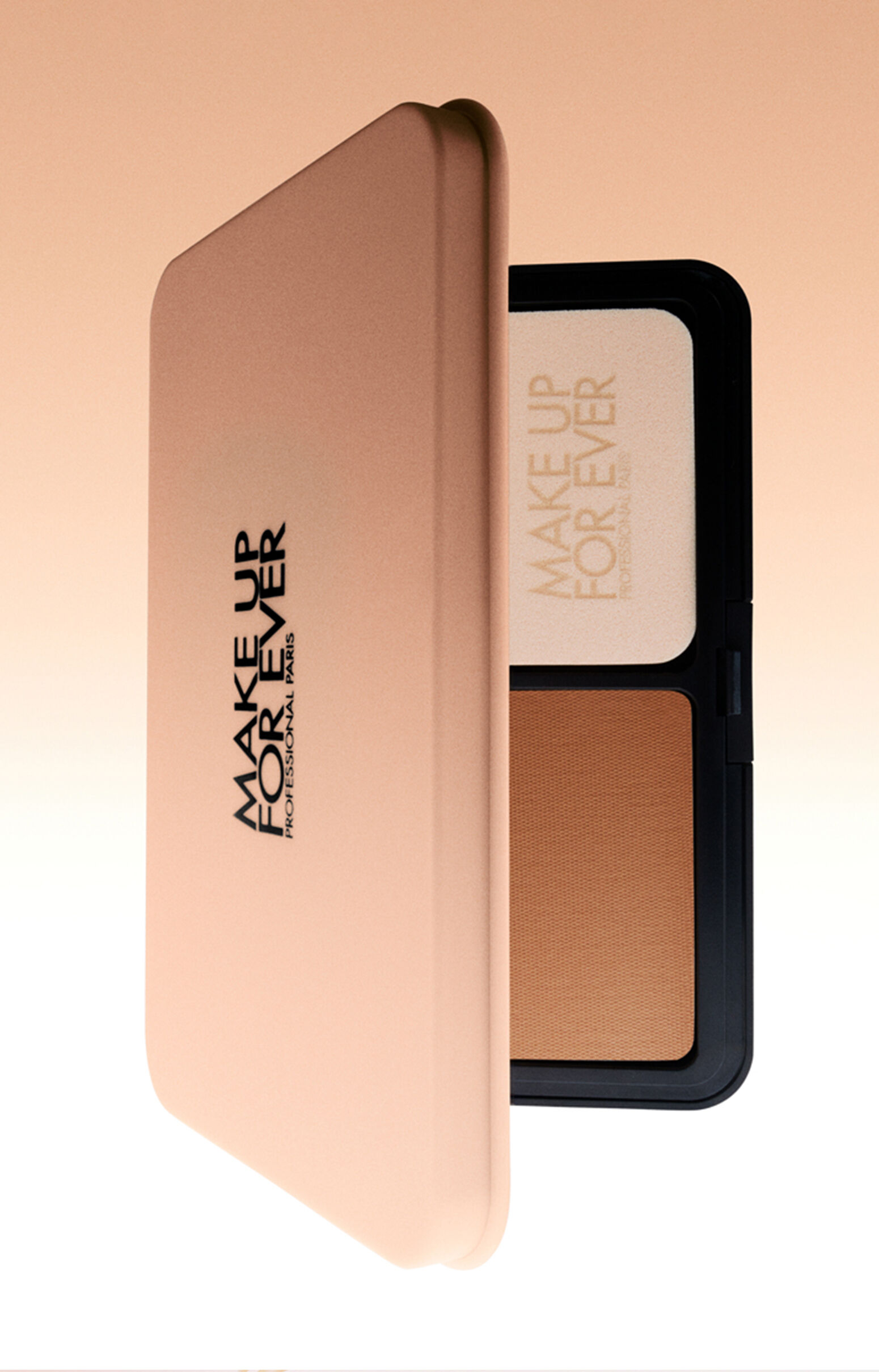 Matte velvet skin compact